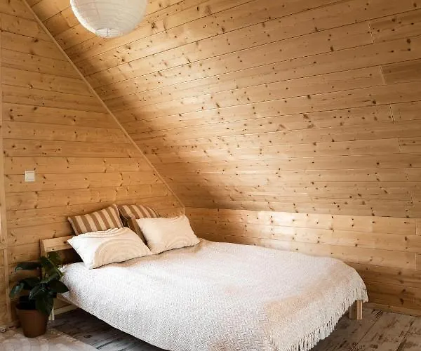 Miedzy Falami 펜션 Łazy